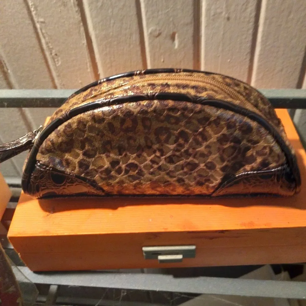 Leopard Makeup Bag | Size 7